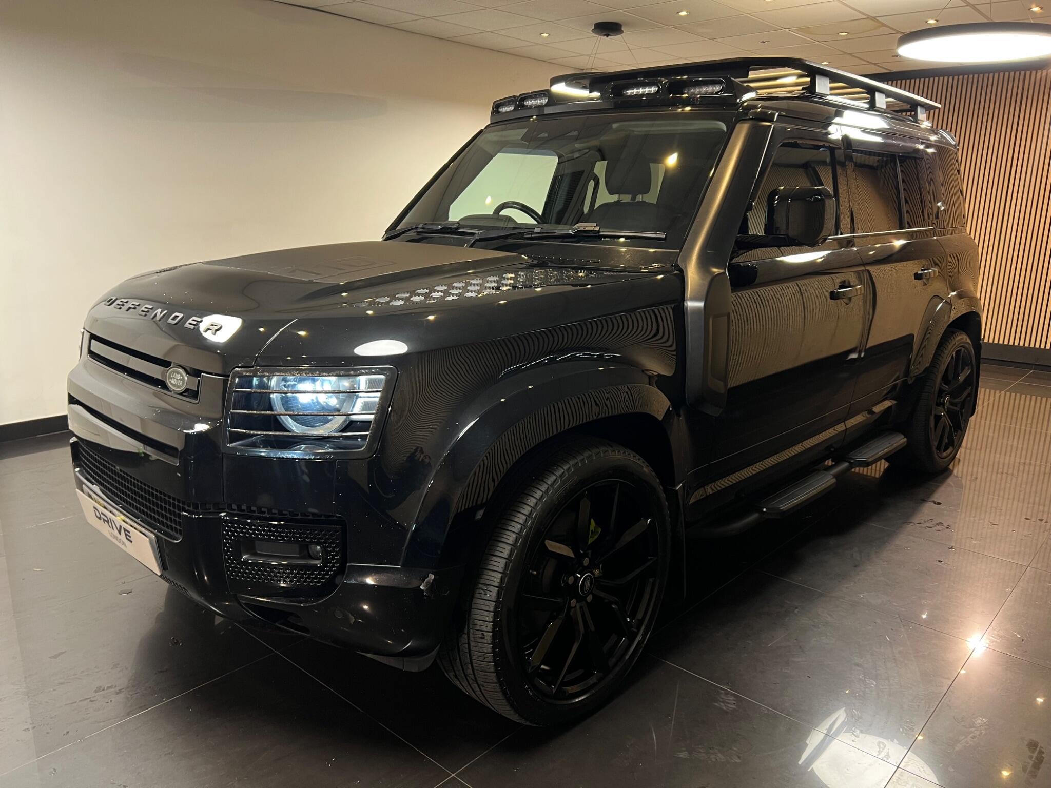 Land Rover Defender 110